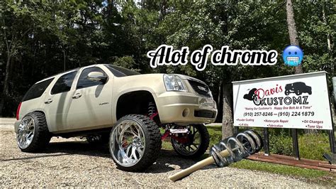 EL x Drippin Time Crunch 🥶 | Chrome Lift kit on Yukon | Squatted Trucks ...