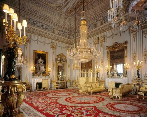 The Many Secrets of Buckingham Palace: Ghosts, Booze, Nuts, Fast Cash ...