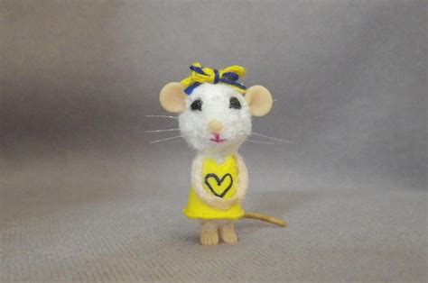 Miniature Handmade OOAK Sculpt Artist MOUSE, 1 2/8 by TreasuredByU on ...