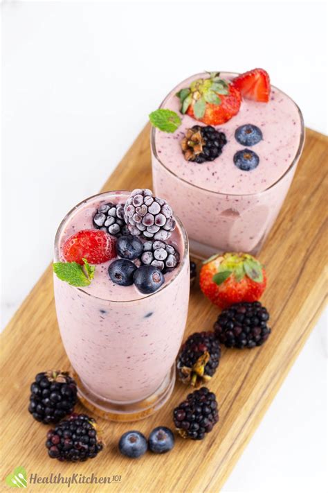 Frozen Fruit Smoothie Recipe - A Refreshing Berry-Mango Summer Blend