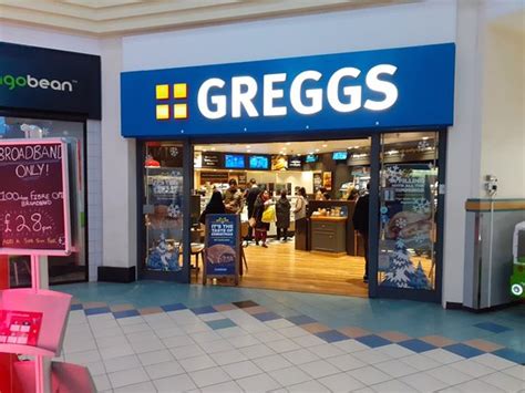 GREGGS, Oldham - U6 Town Square Shopping Ctr - Updated 2024 Restaurant ...