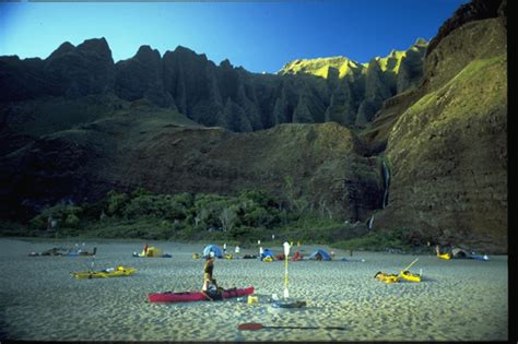 Na Pali Coast | Sea Kayak Camping | Paddling.com