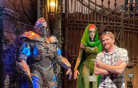 TheArnoldFans - News - "Chill Out” at the WB Studio Tour with Arnold’s ...