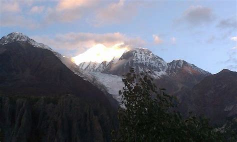 Summits in Manang, Nepal www.riverholidaysnepal.com | Nepal trekking ...