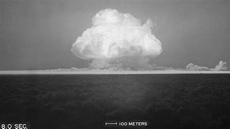 Manhattan Project scientists made atomic bombs dropped on Japan : Short ...