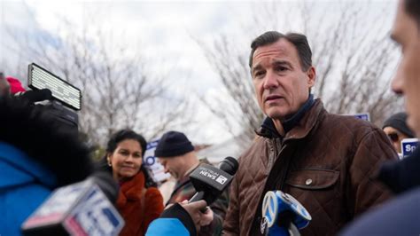 Suozzi Wins NY Special Election to Replace George Santos | NTD