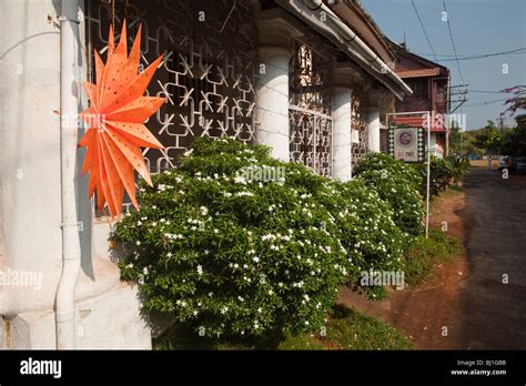 India, Kerala, Kochi, Fort Cochin, Lily Street, historic houses and Dal ...