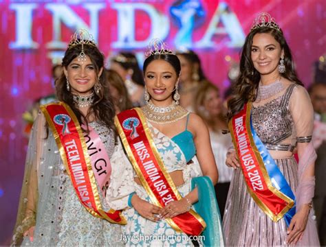 Aarya Walveka Crowned as MIss India USA 2022 From Among 74 Contenstants ...