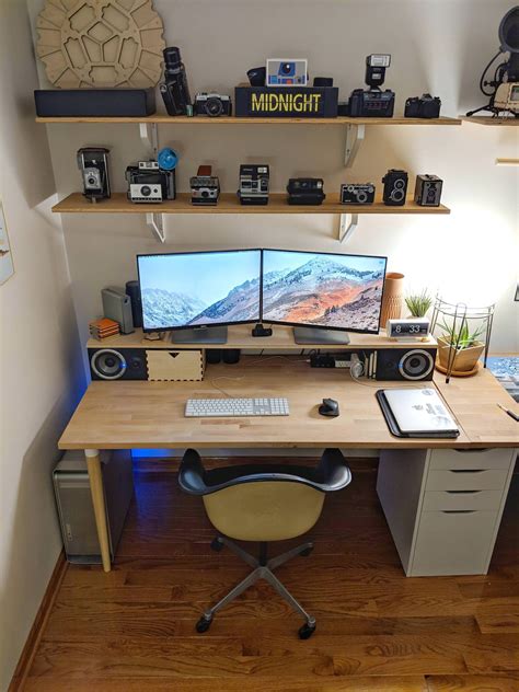 Pin by Zalán Portik Cseres on Sweet Setups | Home office setup, Home ...