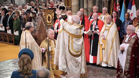 King's coronation: Charles is crowned in Westminster Abbey | UK News ...