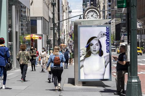 Celebrity Branding: Worth the Hype? | JCDecaux