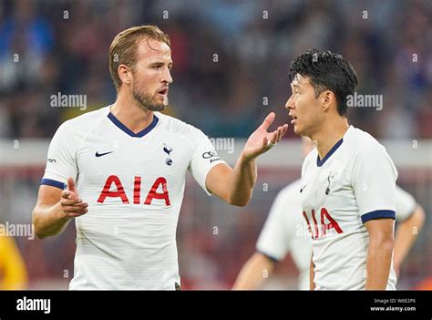 Heung min son harry kane hi-res stock photography and images - Alamy