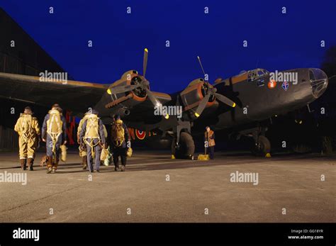 Handley Page Halifax at the Yorkshire Air Museum Stock Photo - Alamy