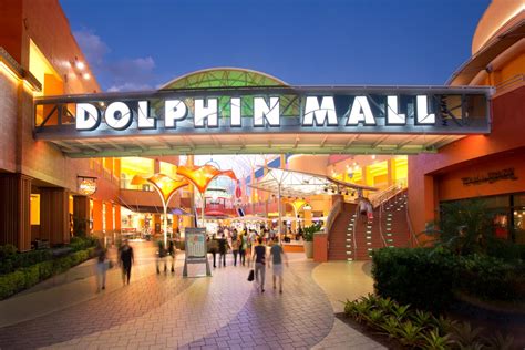 Dolphin Mall Shuttle - South Beach Loop - Miami