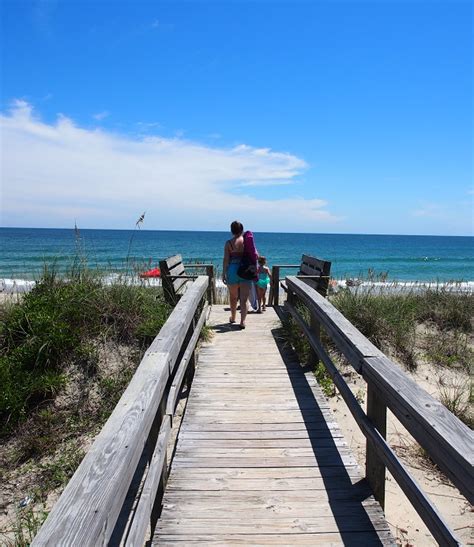 Vacation Rentals in Pine Knoll Shores, NC in 2020 | Pine knoll shores ...