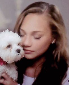 maddie ziegler gifs