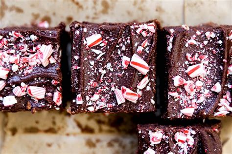 Easy Peppermint Candy Cane Brownies – Floating Kitchen