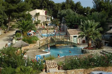 Camping Clos St Therese (Saint-Cyr-sur-Mer, France - Provence ...