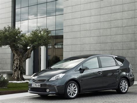 2013 Toyota Prius+ - MagisBlogAutoTrendMagis