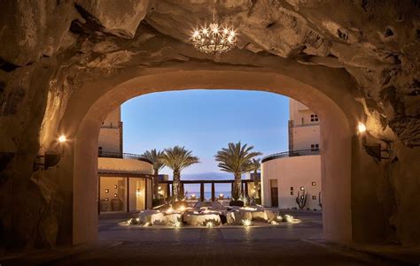 Waldorf Astoria Los Cabos Pedregal — TRUE 5 STARS