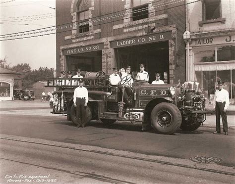 2095 best images about Fire Trucks (Old) on Pinterest | Trucks ...