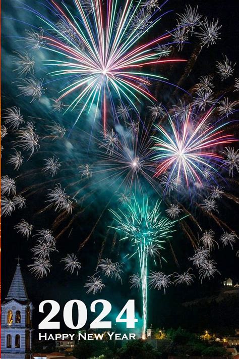 New Holland Fireworks 2024 - Lily Shelbi