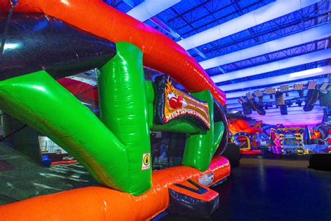 World's Largest Indoor Inflatable Amusement Park to Open in Lafayette ...