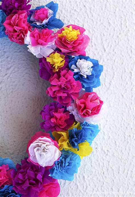 Crepe paper flower wreath - Journey into Creativity