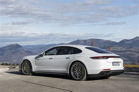 Porsche Panamera Hybrid 2021 / 2021 Porsche Panamera Turbo S E Hybrid ...