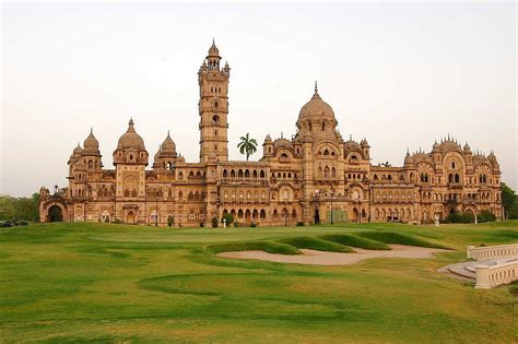 Laxmi Vilas Palace, Vadodara , Man Made, HQ Laxmi Vilas, Gujarat HD ...