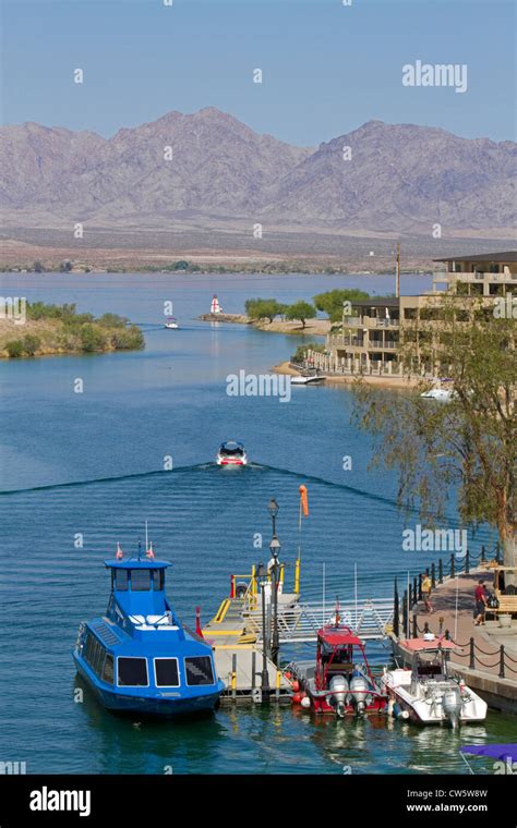 Motor boats on Lake Havasu at Lake Havasu City, Arizona, USA Stock ...