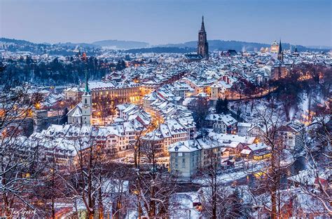 🇨🇭 Bern on a winter evening (Switzerland) by Jan Geerk on 500px 🏙 ️ ...