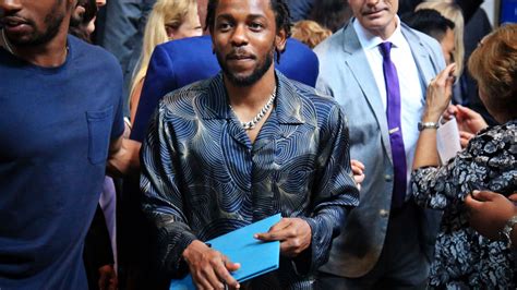 Watch Kendrick Lamar Accept Pulitzer Prize for 'Damn.'