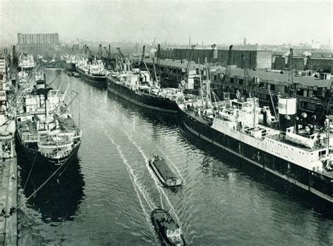 History World - Old Photo - Manchester Ship Canal