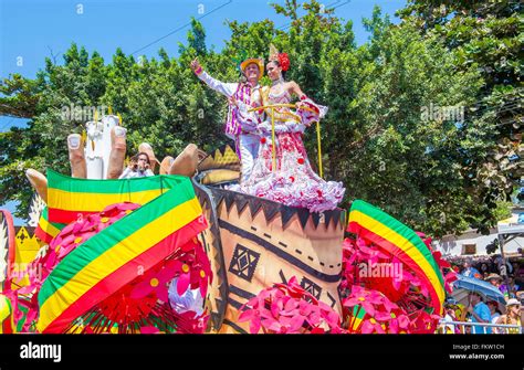 Float parade in the Barranquilla Carnival in Barranquilla , Colombia ...