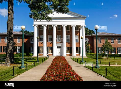 The Lyceum Building on the campus of "Ole Miss" University of ...