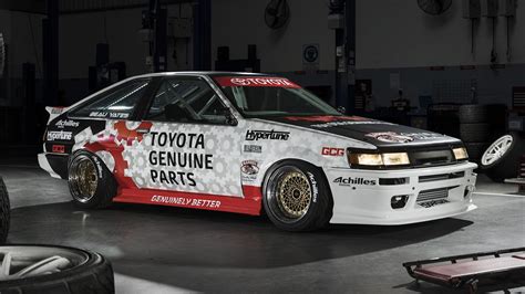 Drift King Keiichi Tsuchiya reveals restored Toyota AE86