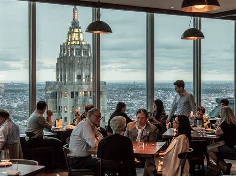 16 Restaurants and Bars Serving Up Spectacular City Views | Rooftop ...