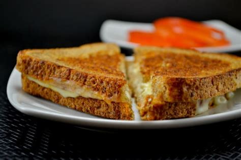 Muenster Grilled Cheese Sandwiches