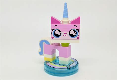 A Look At LEGO.... Unikitty - BricksFanz