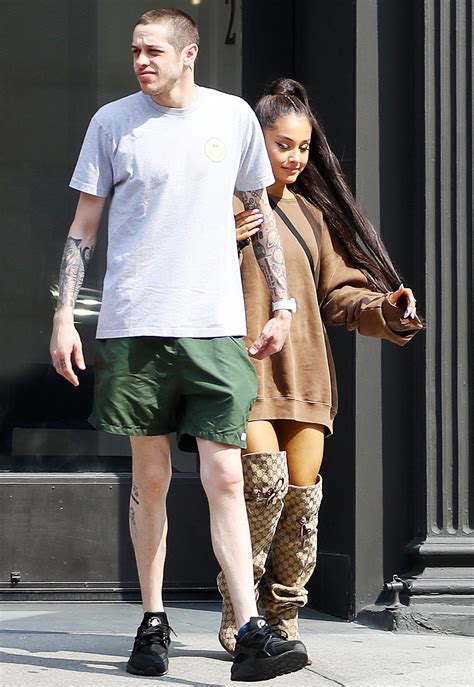 Ariana and Pete Furniture Shop One Week After Engagement News ...