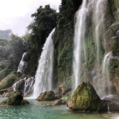 Premium Photo | Ban gioc waterfall in cao bang, vietnam