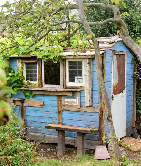 Pin by Vilokini Abbott on Gardens | Allotment shed, Backyard buildings ...