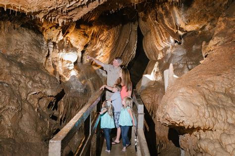 Take A Tour Of These Amazing Caves Around The Ozarks | Springfield ...