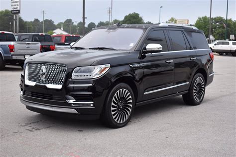 Pre-Owned 2018 Lincoln Navigator Black Label 4WD Sport Utility in ...