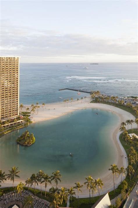 Best Price on Ilikai Hotel and Luxury Suites in Oahu Hawaii + Reviews!