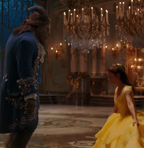 New scenes of Beauty and the Beast - Beauty and the Beast (2017) Photo ...