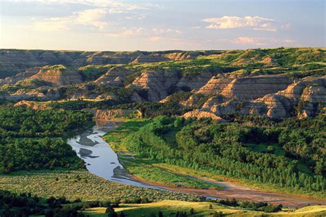 The Scenic Theodore Roosevelt National Park in North Dakota | The ...