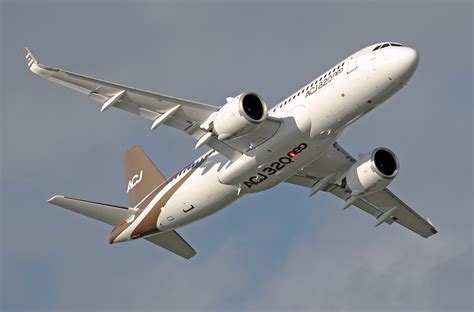 Acropolis Aviation proudly accepts world’s first Airbus ACJ320neo