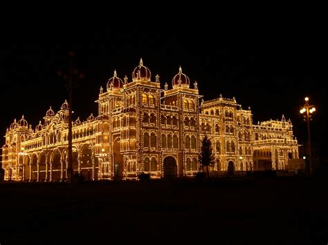 Mysore Palace in Night | Mysore Palace is lit with lights on… | Flickr